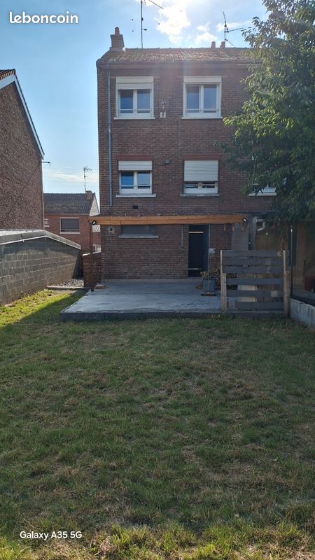 Maison 6 pièces 75 m² · à Lourches · 75 m² · 93 000 €