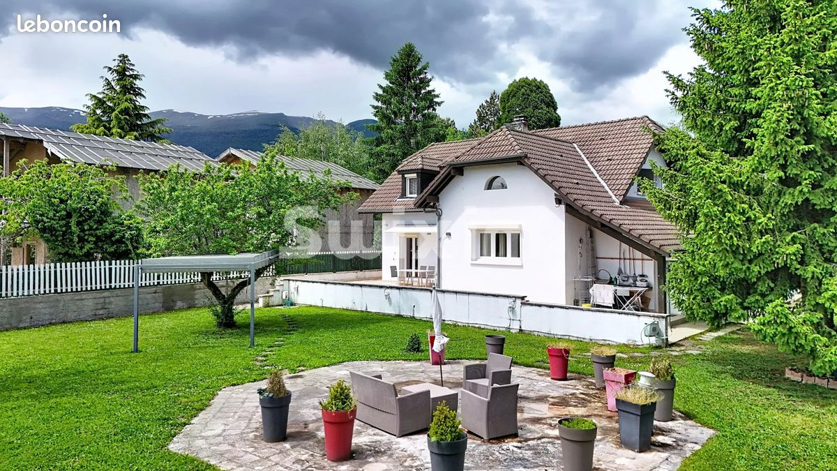 Maison 5 pièces 147 m² · à Ségny · 147 m² · 795 000 €