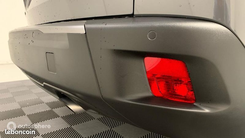 Peugeot 2008 1.2 Hybrid 110ch Allure e-DCS6 (image 21)