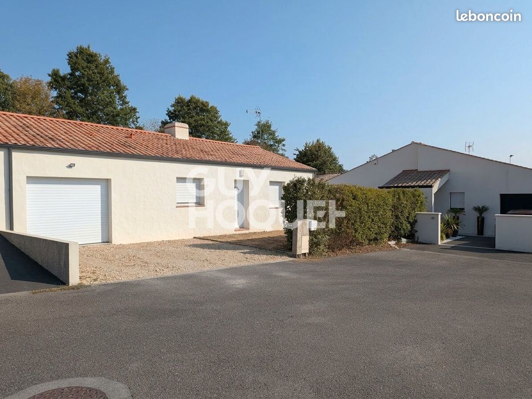 Maison 3 pièces 76 m² · à Aizenay · 76 m² · 239 900 €