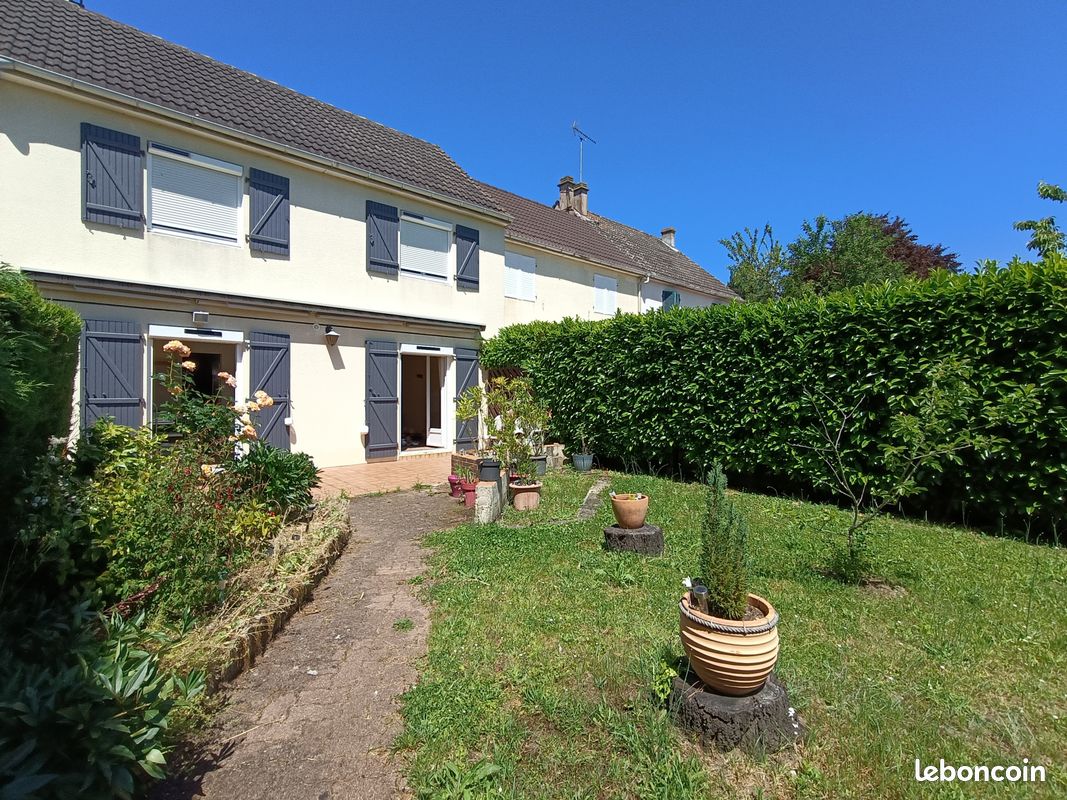 Maison 4 pièces 89 m² · à Saint-Ay · 89 m² · 174 000 €