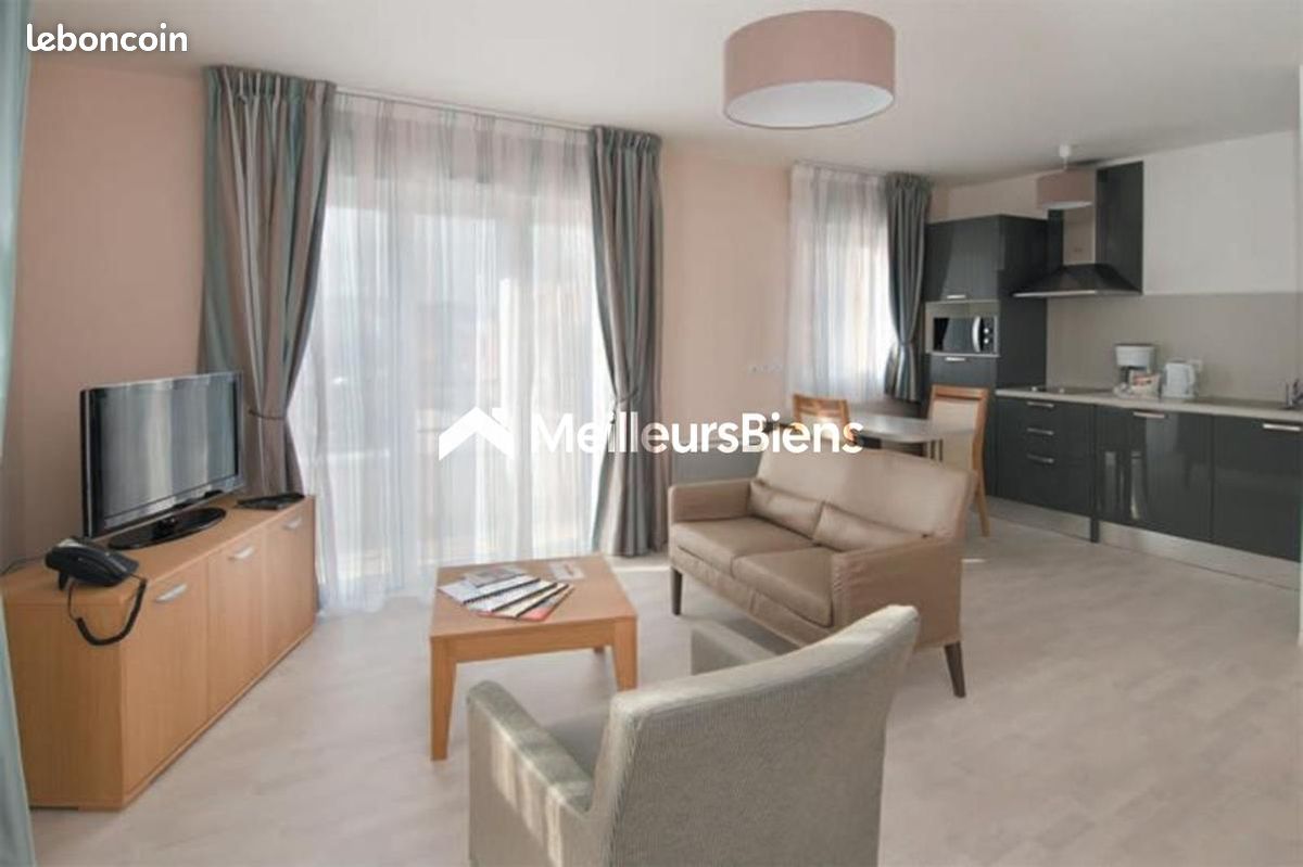 Appartement 2 pièces 44 m² · à Parthenay · 44 m² · 90 000 €