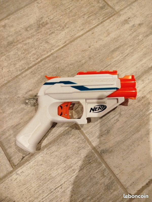 Nerf petit pistolet (image 1)