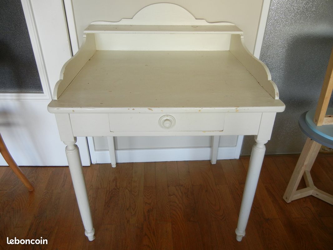 Table de toilette vintage (image 2)