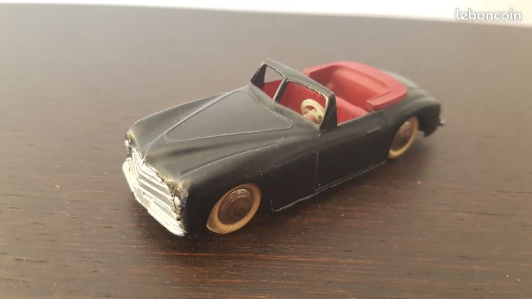 Dinky Toys France – Simca 8 Sport Réf 24S – 1955 – Miniature 1/43 état De Jeu