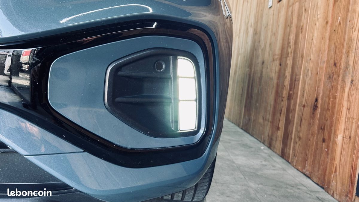 Volkswagen t-ROC 2.0 TDI 150 CH R-Line DSG+ CARPLAY+DIGITALCOCKPIT +CAMERA +ACC + GARANTIE 12 MOIS (image 45)