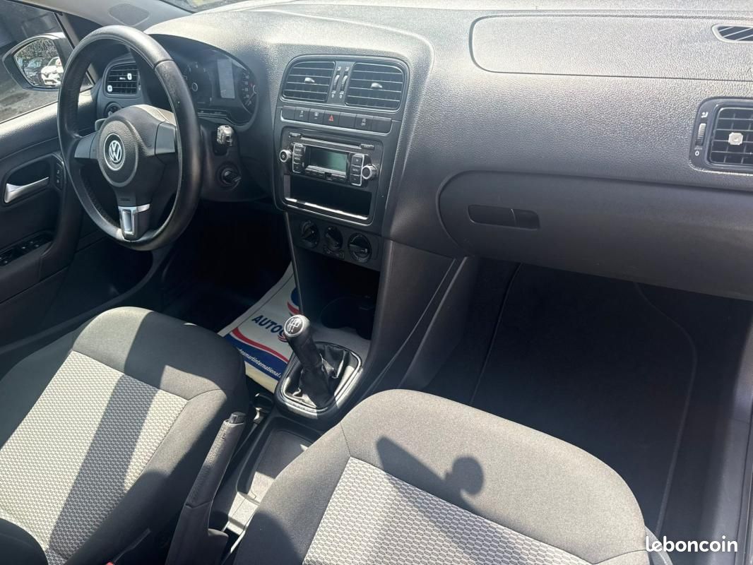 Volkswagen Polo 1.2 70 CH Trendline (image 4)