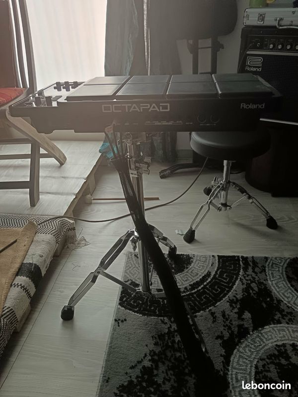 Vends OCTAPAD SPD-30 V2 BK Roland + Trépied + Mode d'emploi en français (image 5)