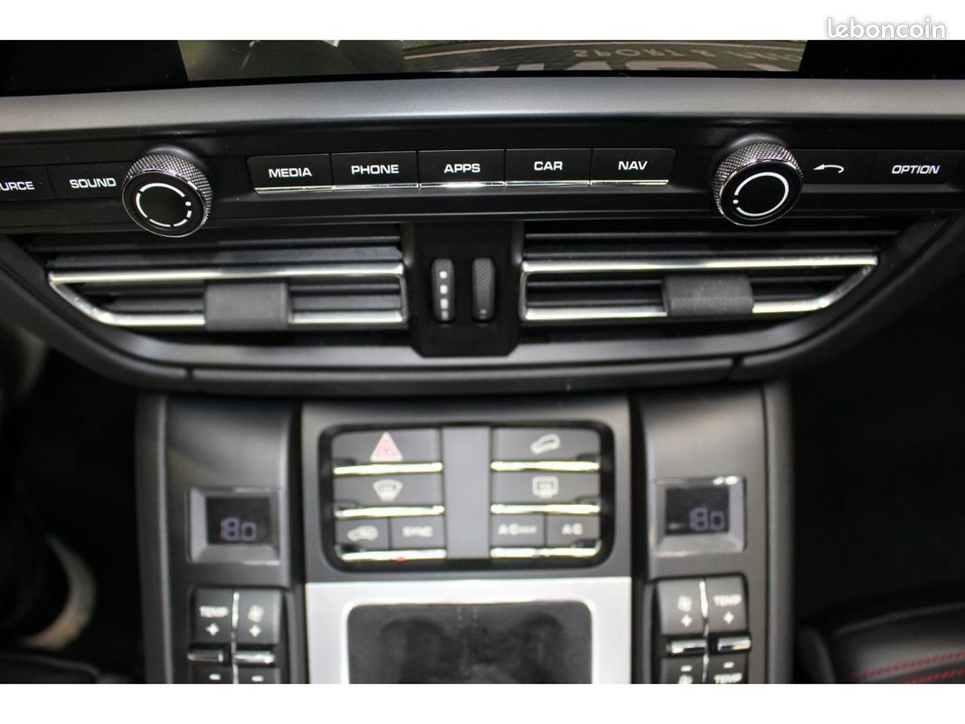 PORSCHE MACAN GTS 2020 - 380ch - BV PDK - Porsche approved (image 39)