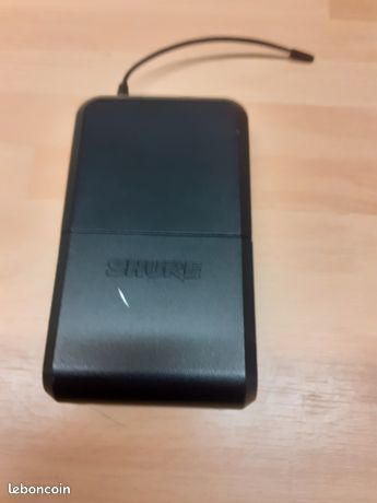 Shure PG1 (M10, 670-686 MHz) émetteur de poche sans fil | Bax Music