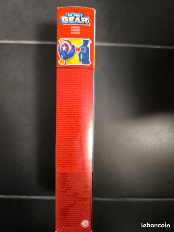 Figurine Marvel 30cm Captain Marvel power FX neuve en boite (image 3)