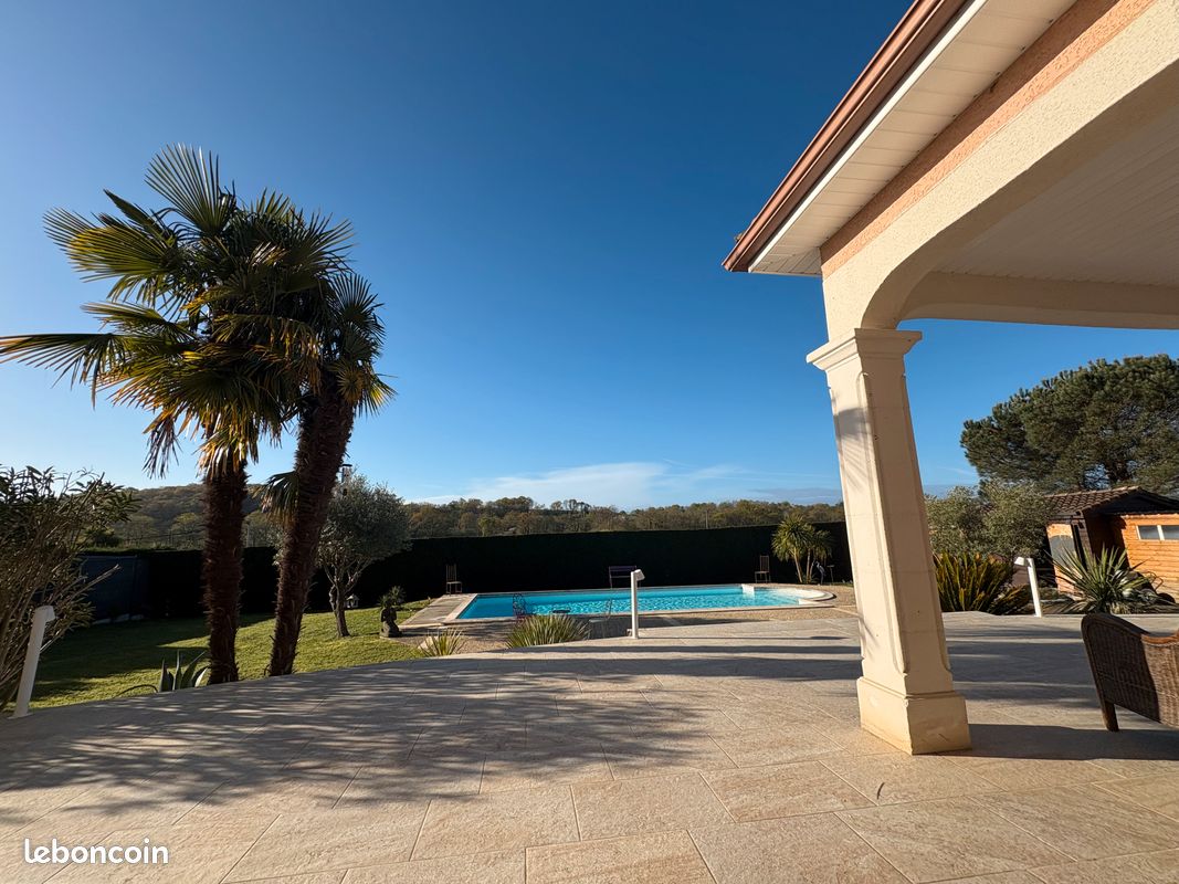Maison 7 pièces 205 m² · à Montardon · 205 m² · 634 000 €