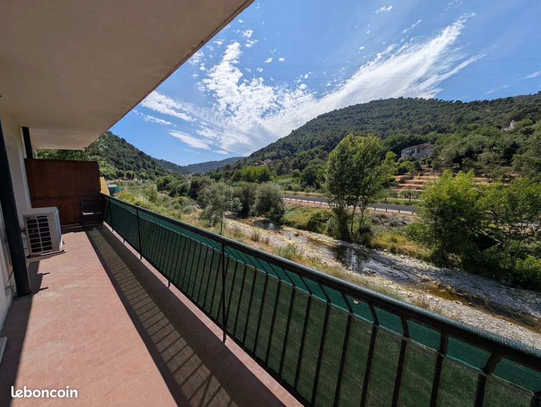 Appartement 2 pièces 47 m² · à Blausasc · 47 m² · 950 €/mois