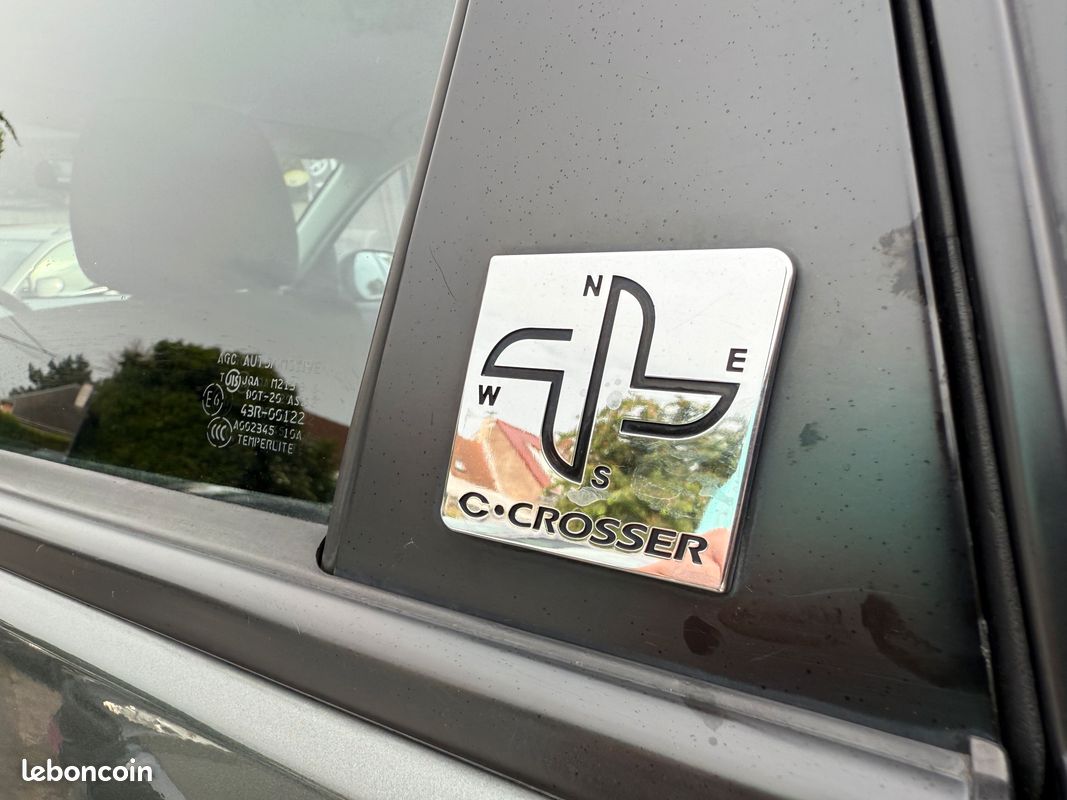 Citroen C-Crosser / 2.2 HDi 156Ch / 4X4 / 5 Places / Clim / Très Propre / 148 407Kms /Carnet D'entretien Complet CITROEN (image 10)