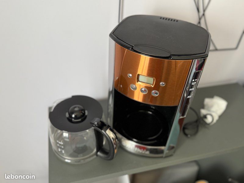Cafetière Russel Hobbs cuivrée (image 5)