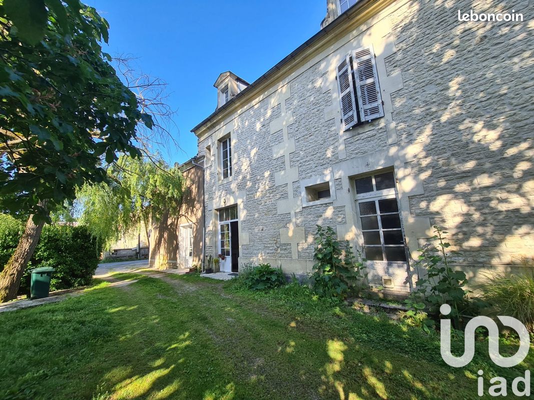 Maison 7 pièces 181 m² · à Massac · 181 m² · 233 000 €