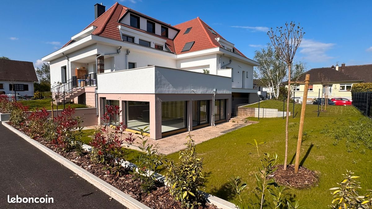 Appartement 3 pièces 121 m² · à Holtzheim · 121 m² · 299 800 €