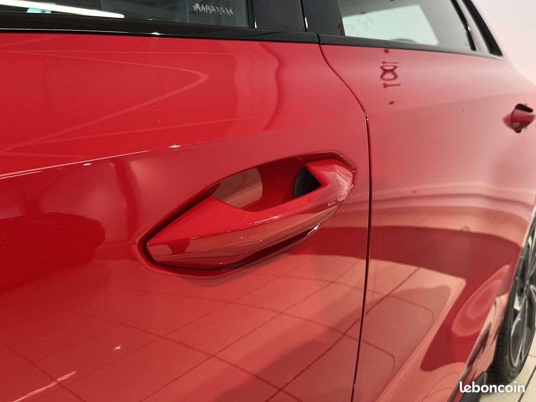 AUDI A3 Sportback 40 TDI 200 S tronic 7 Quattro S Line (image 26)