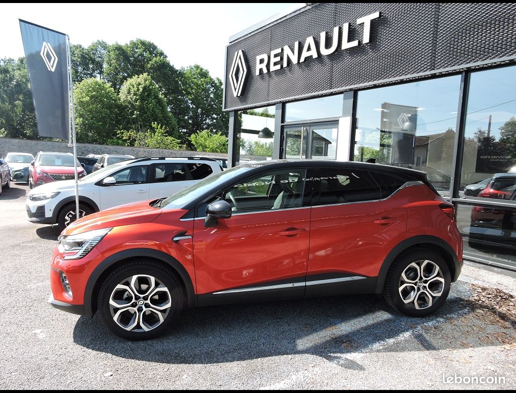 Renault Captur TECHNO TCE 90CH BVM6 (image 4)