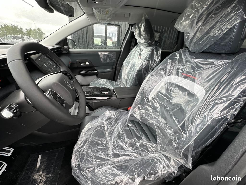 CITROEN C5 AIRCROSS C5 Aircross 1.2i Hybride - 145 S&S - Max + TOIT OUVRANT (image 17)