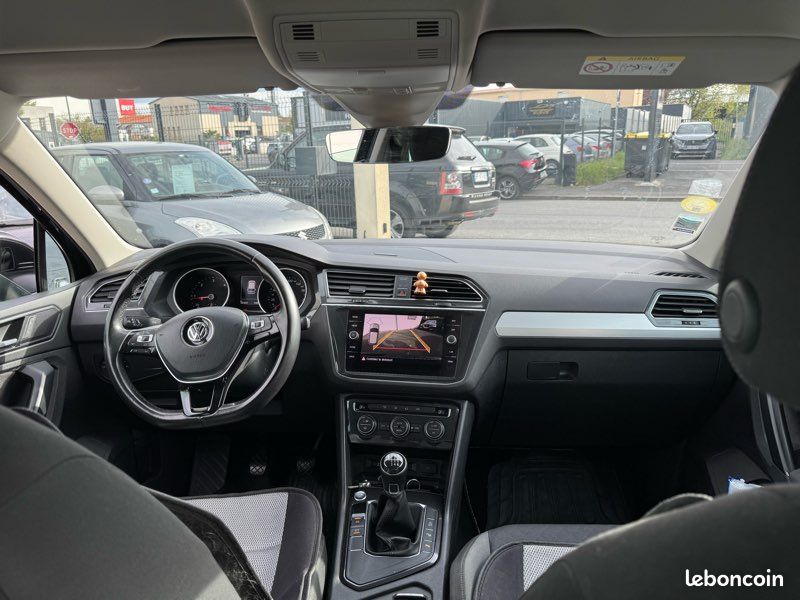 VOLKSWAGEN TIGUAN 2.0 TDI 115 Confortline gps Bluetooth caméra (image 4)