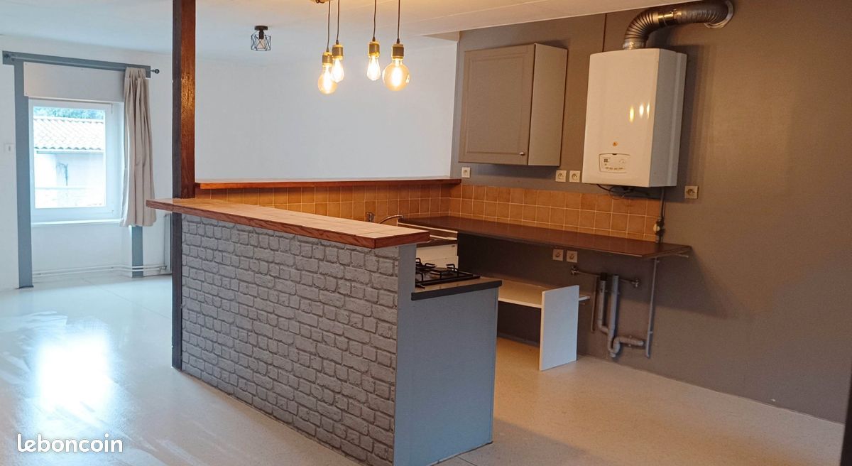 Appartement 3 pièces 55 m² · à Amplepuis · 55 m² · 400 €/mois