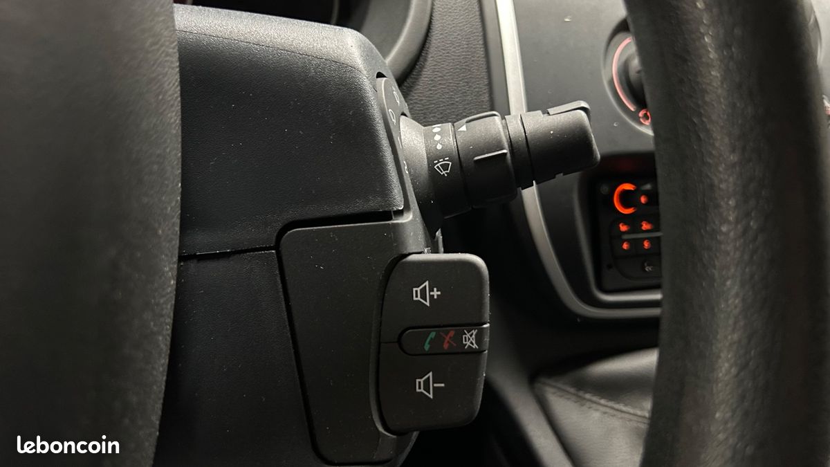 RENAULT KANGOO EXPRESS FOURGON 1.5 BLUEDCI 95 CONFORT TVA RECUPERABLe (image 26)
