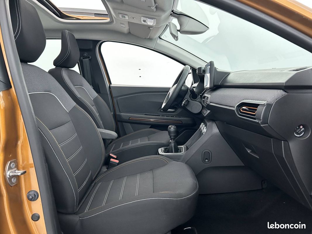 DACIA Sandero TCe 90 Stepway Expression (image 14)