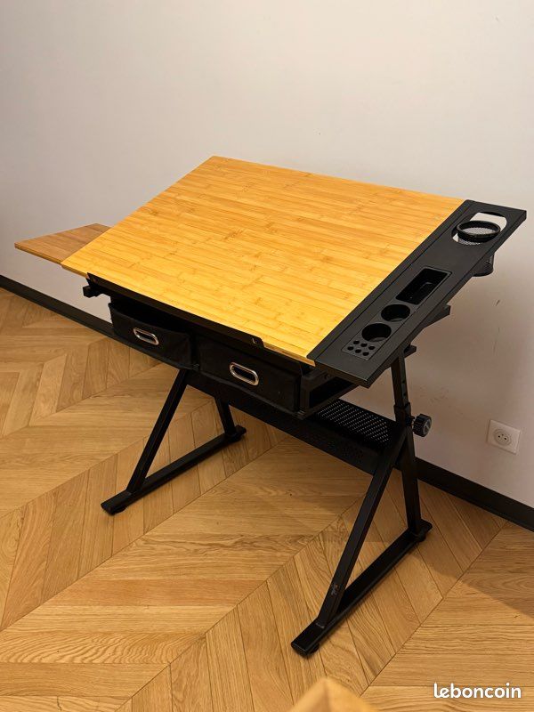 Table à dessin (image 2)