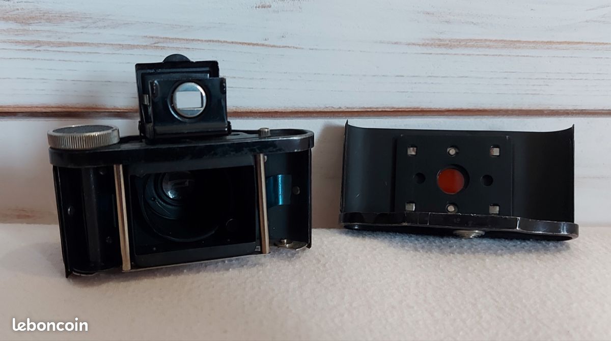 Appareil Photo Miniature LUMIERE Eljy (1937) - Antiquités