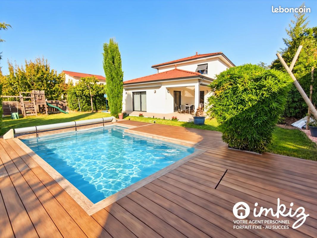 Maison 6 pièces 183 m² · à Saint-Pierre-de-Chandieu · 183 m² · 589 000 €