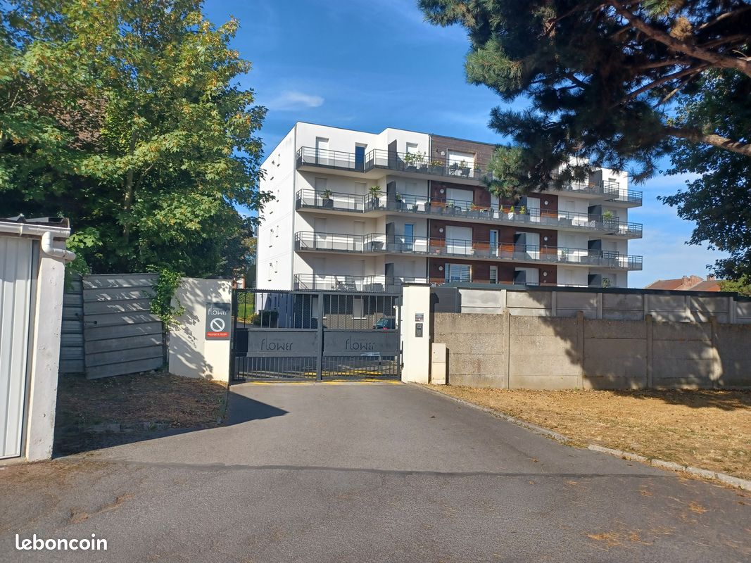 Appartement 2 pièces 43 m² · à Noeux-les-Mines · 43 m² · 115 000 €