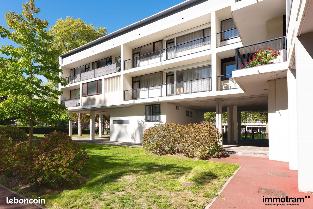 Appartement 6 pièces 193 m² · à Roubaix · 193 m² · 185 000 €