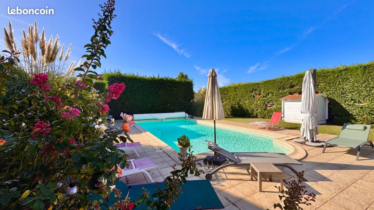 Maison 10 pièces 245 m² · à Lège-Cap-Ferret · 245 m² · 969 000 €