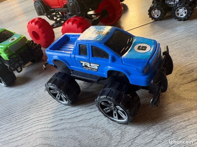 Lot véhicules 4x4 monster trucks hot wheel et autres (image 5)