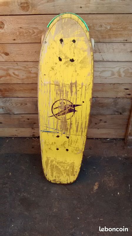 Skateboard (image 2)