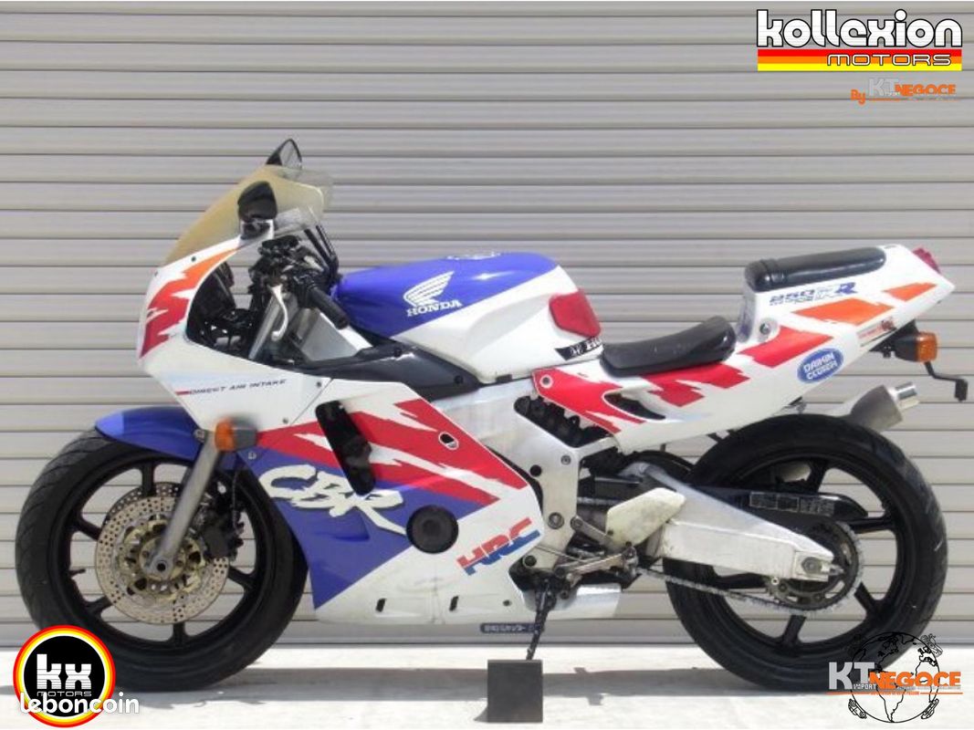 Honda cbr 250 rr mc22 fireblade 1992 (image 3)