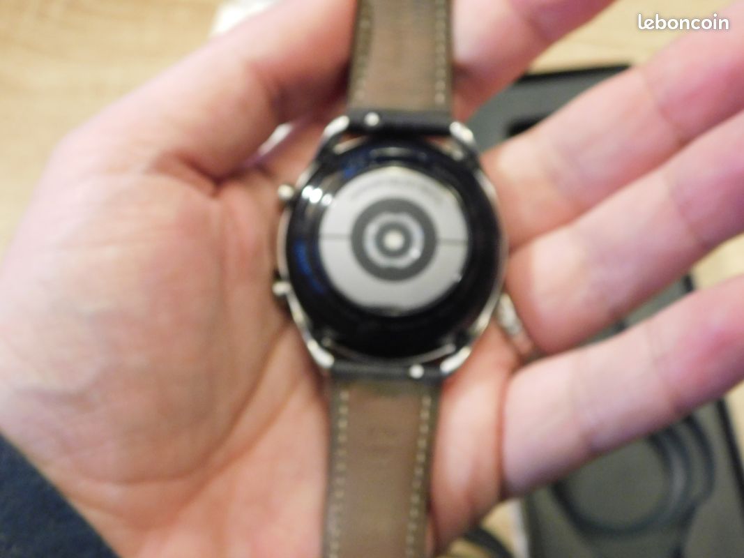 Samsung Galaxy Watch3 Watch3 41mm comme neuf (image 4)