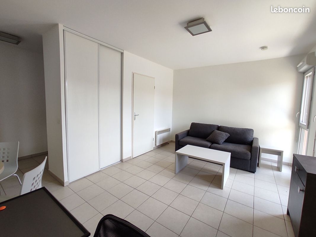 Studio 1 pièce 24 m² - Pessac 33600 (image principale 0)