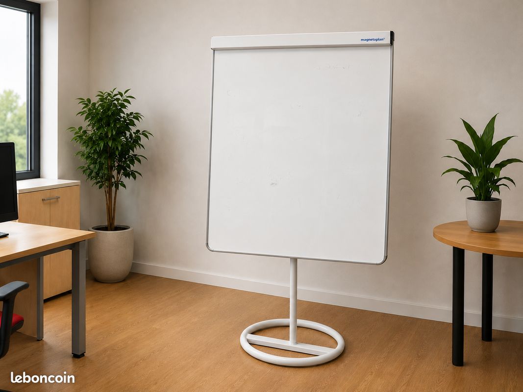 Tableau d'affichage / Blanc avec ou sans pied (image 1)
