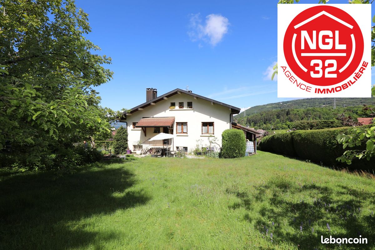 Maison 9 pièces 140 m² · à Cruseilles · 140 m² · 624 000 €