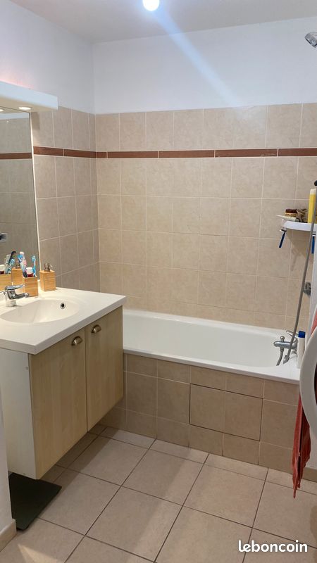 Appart T2 4 personnes dans residence avec piscine et gardien (image 8)