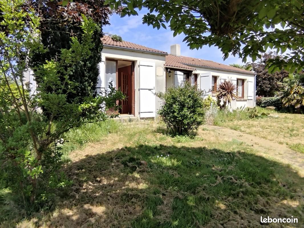 Maison 5 pièces 85 m² · à Saint-Martin-des-Noyers · 85 m² · 162 000 €