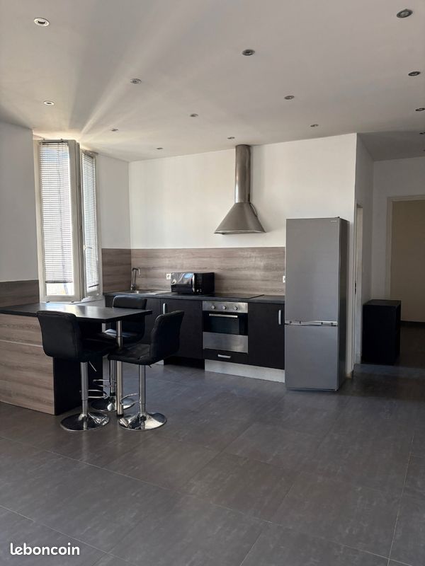 Appartement 2 pièces 53 m² · à Ajaccio · 53 m² · 680 €/mois