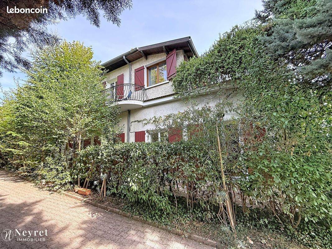 Maison 7 pièces 163 m² · à Oullins-Pierre-Bénite · 163 m² · 720 000 €