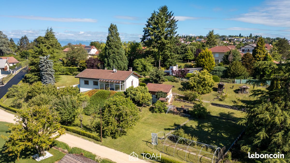 Maison 5 pièces 136 m² · à Vétraz-Monthoux · 136 m² · 795 000 €