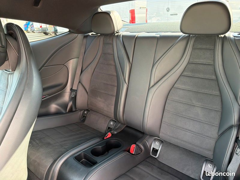 Mercedes CLE Coupé 300 4MATIC AMG Line (image 15)
