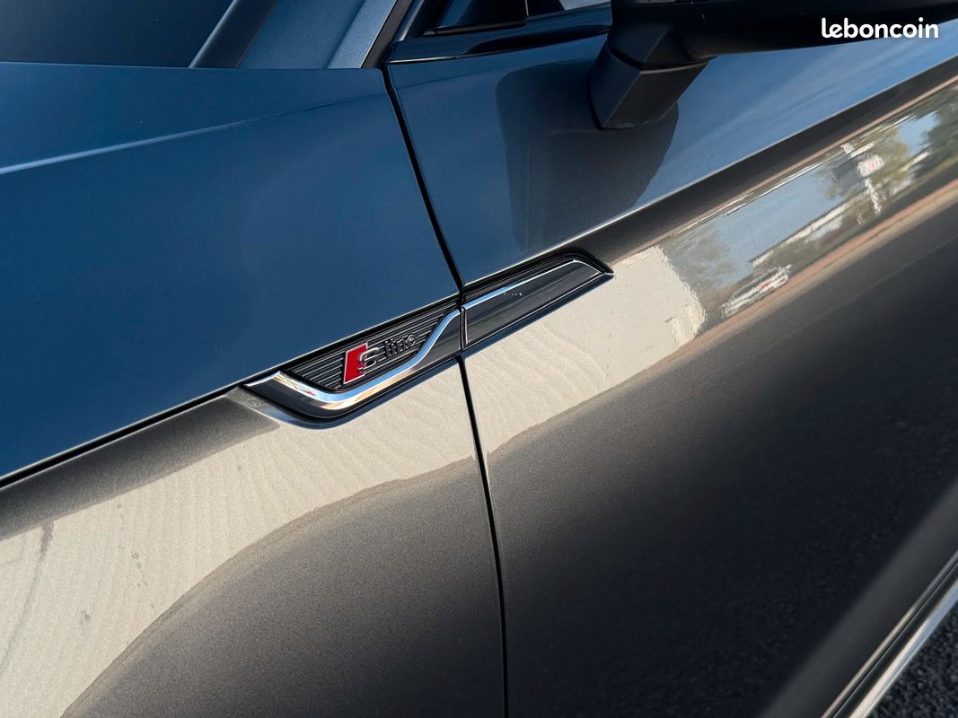 Audi A5 40 TDI quattro Avus Pack S-line / entretien Audi / Attelage électrique + toit ouvrant (image 34)