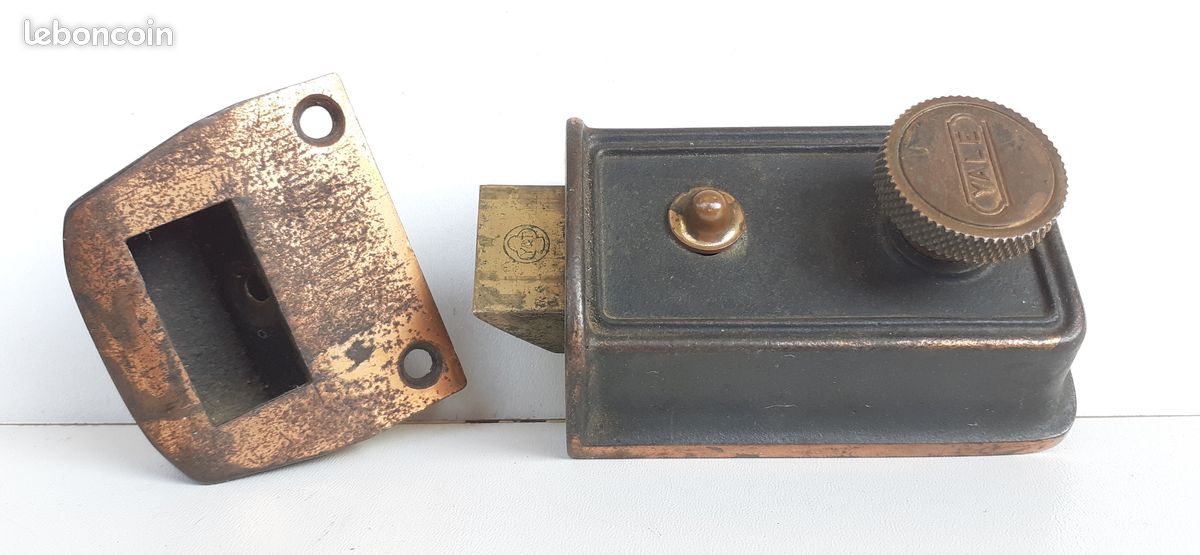 Serrure à Cheval Vintage En Laiton - Objet Collection URSS, Fait Main