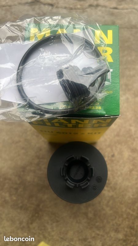MANN-FILTER HU 7010 Z Filtre à Huile Premium Pour Voiture - Qualité Origine, Jaune